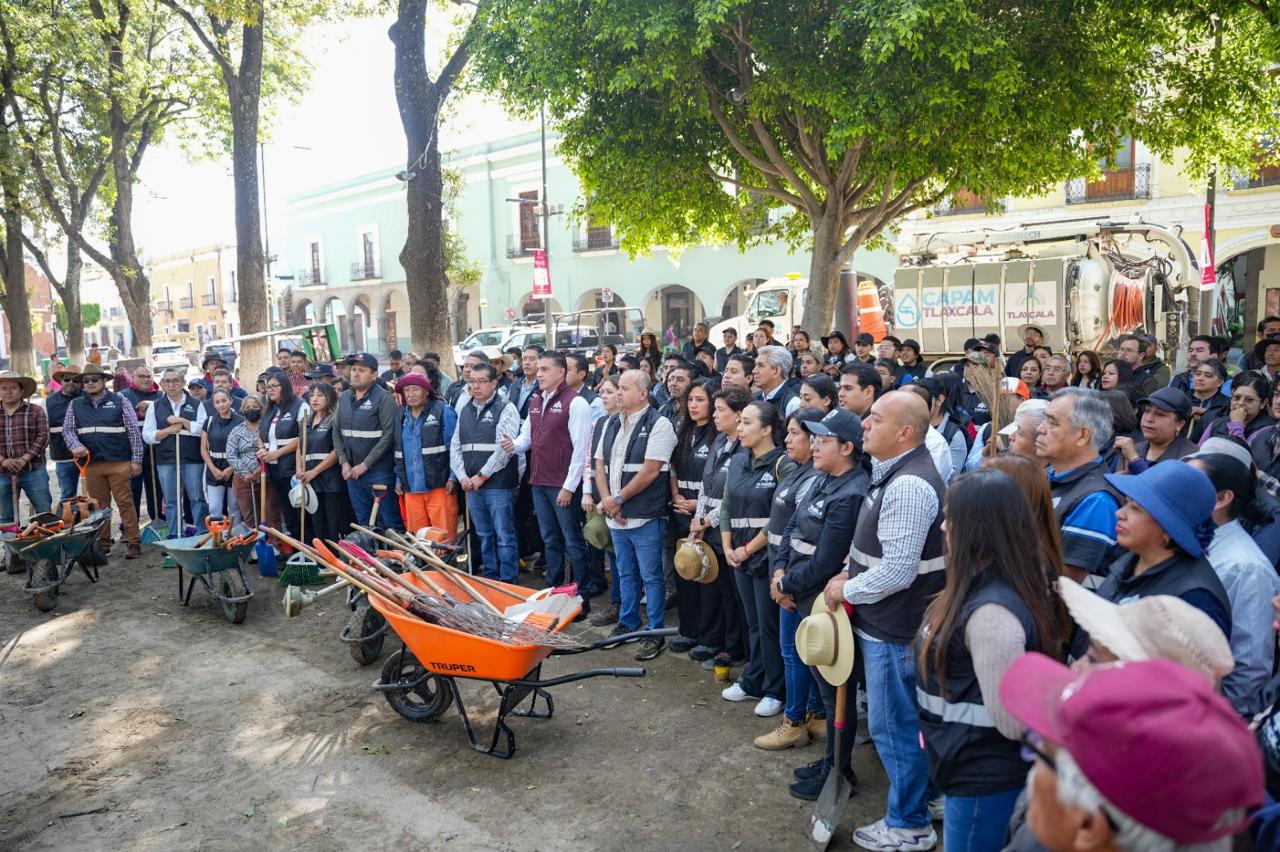 Alcalde Alfonso Sánchez García activa nuevamente brigadas para dar continuidad a labores de limpieza tras fuerte lluvia en la capital